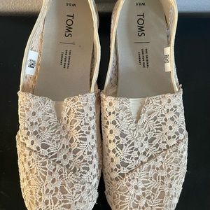 Wedding Toms